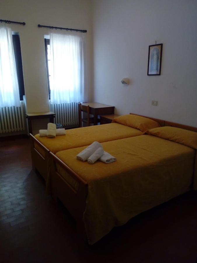 Hotel Oasi San Francesco - Casa Per Ferie Chiusi della Verna Zewnętrze zdjęcie